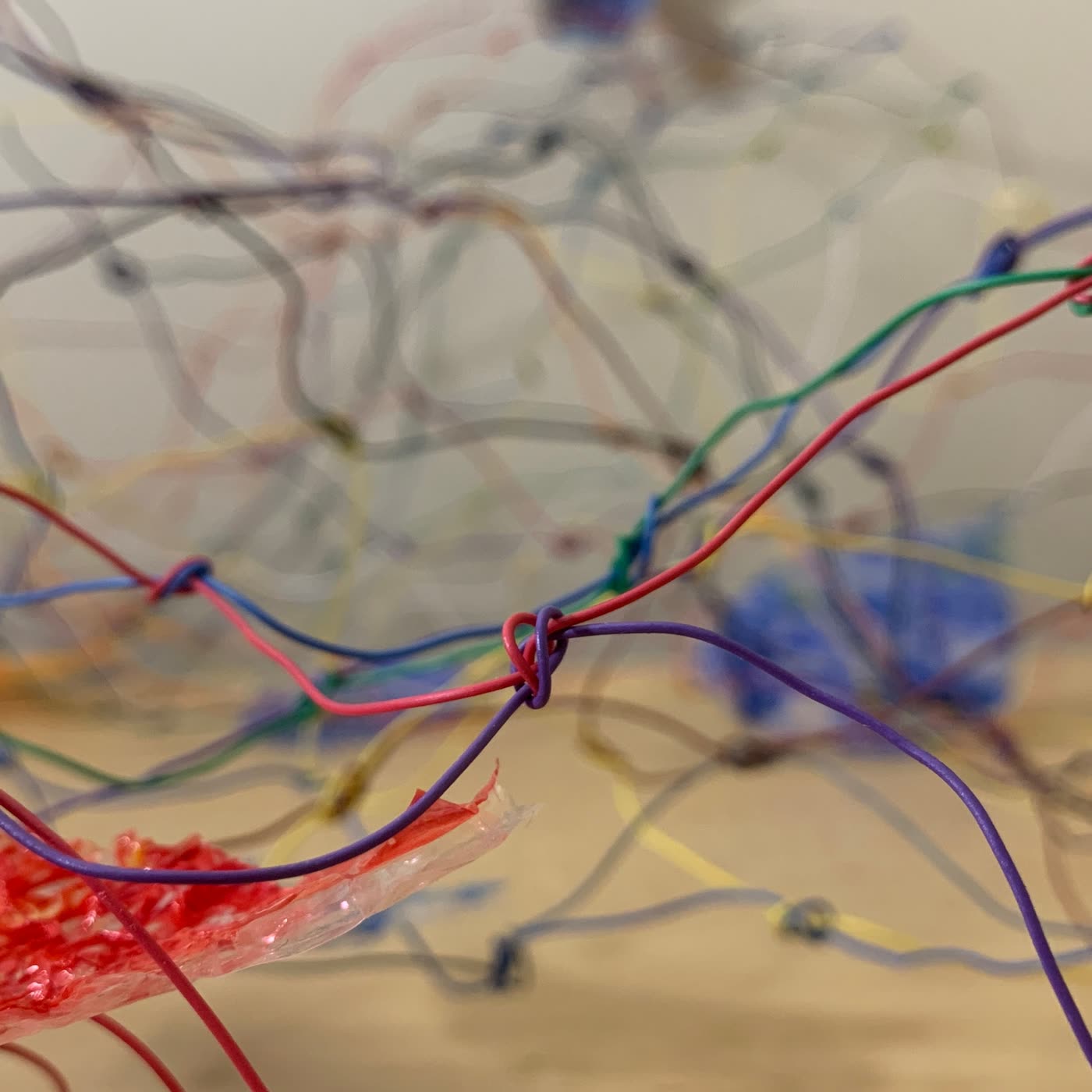 Wire sculpture, knotted junctions